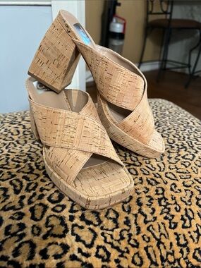 Dolce Vita Cork Cross-Strap Platform Mules in Nude